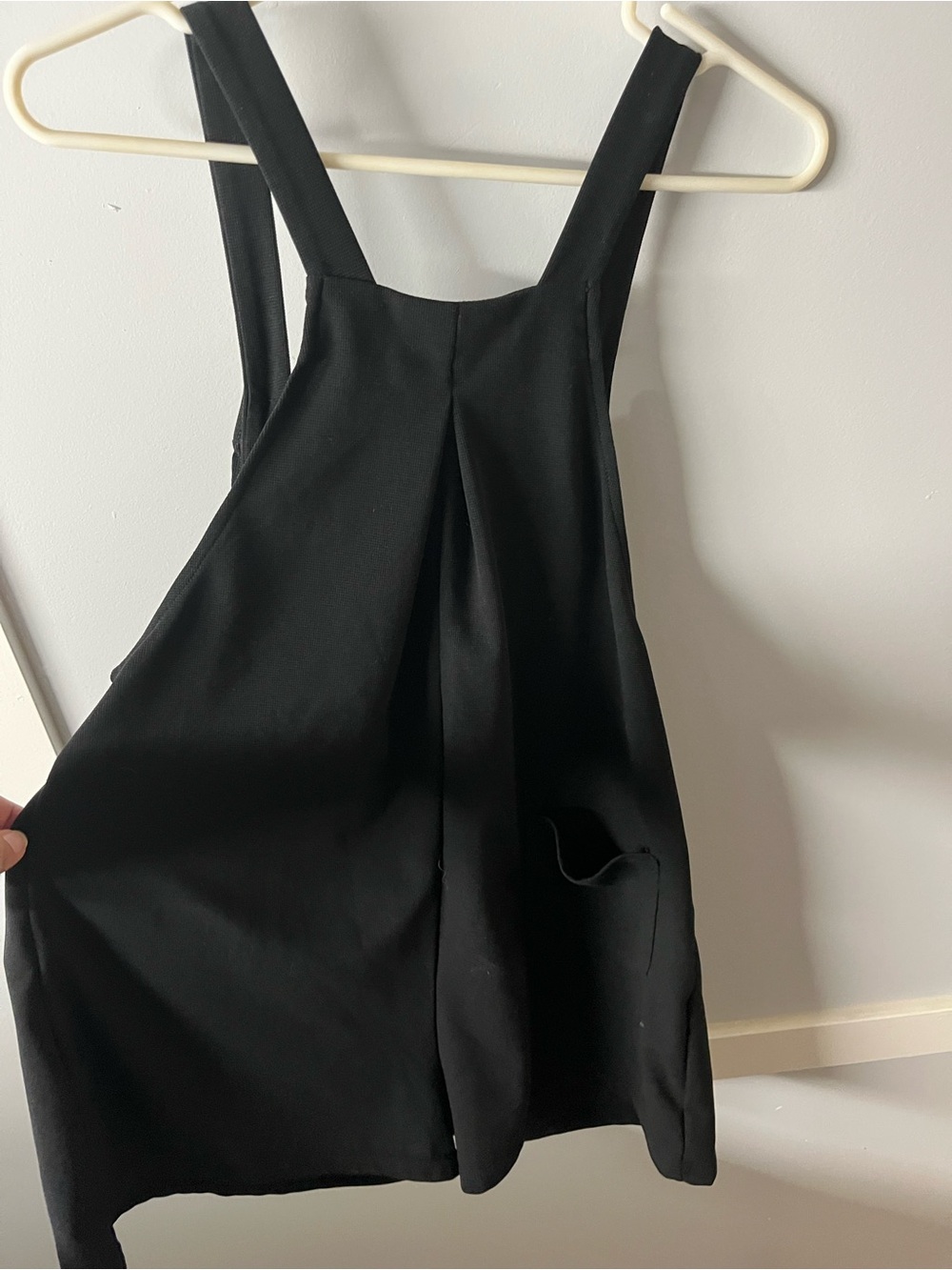 Halara Black Overall Romper Shorts with Pockets - Size Medium - Picture 6 of 7